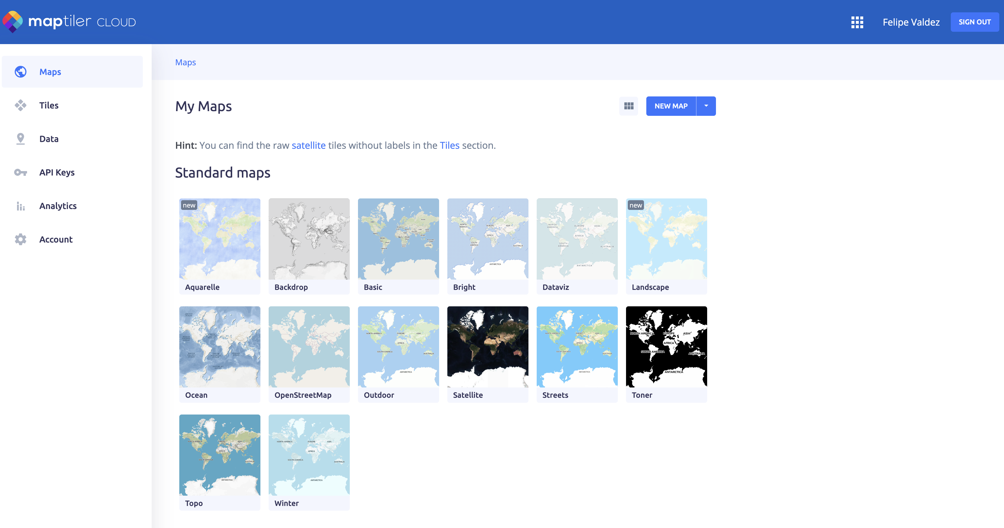 captura de pantalla de la página principal de Maptiler